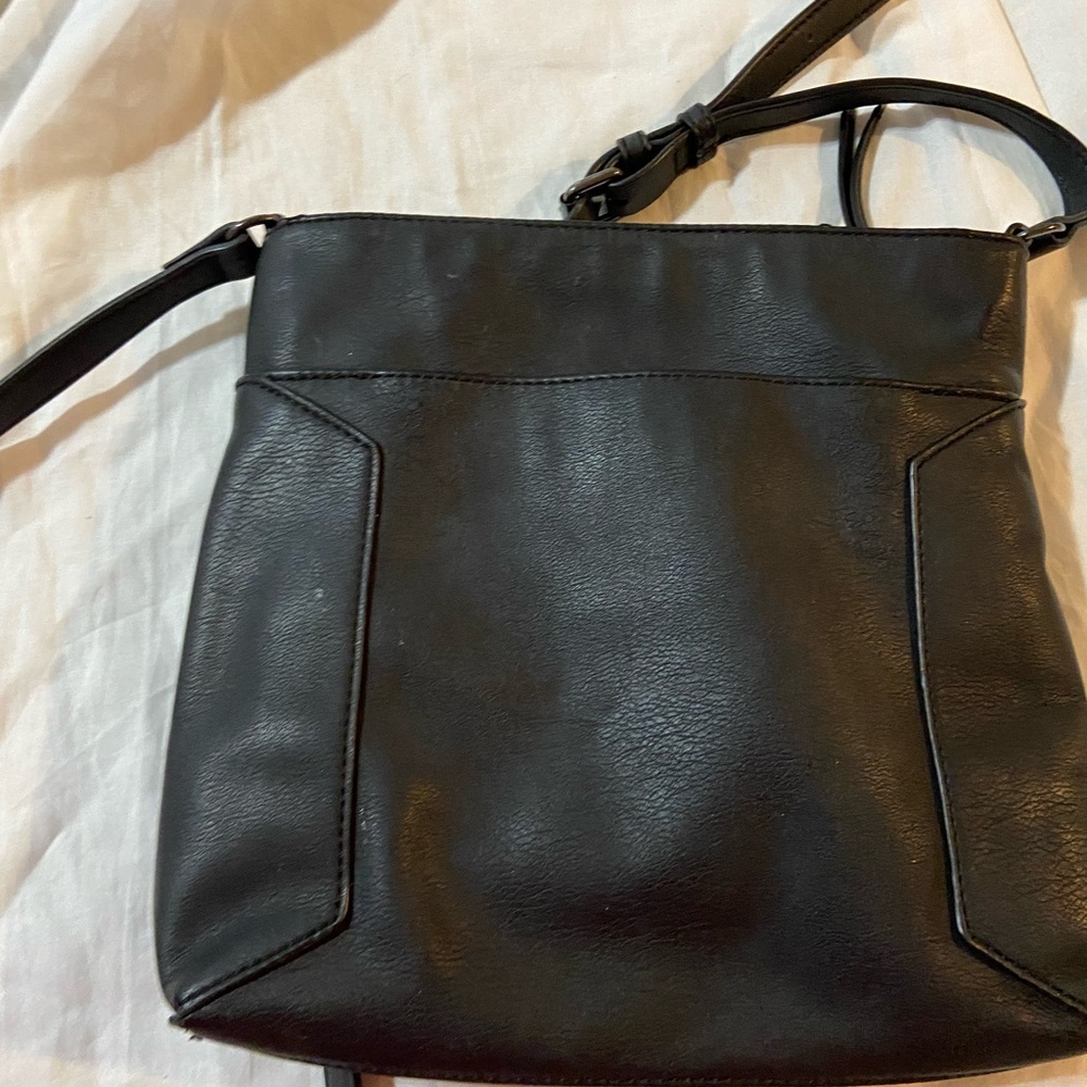 Simply Vera Vera Wang Black Crossbody Bag with Stud Accents - Picture 12 of 14